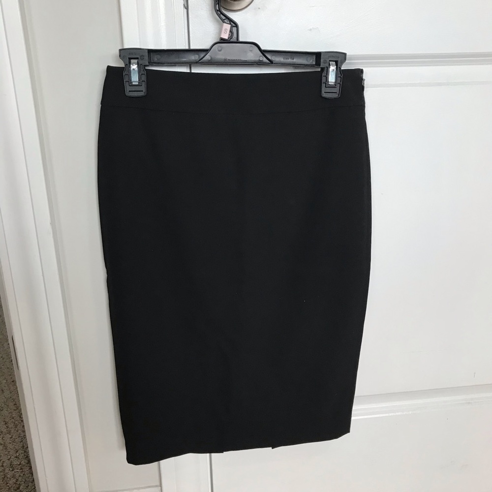 Ann Taylor black pencil skirt